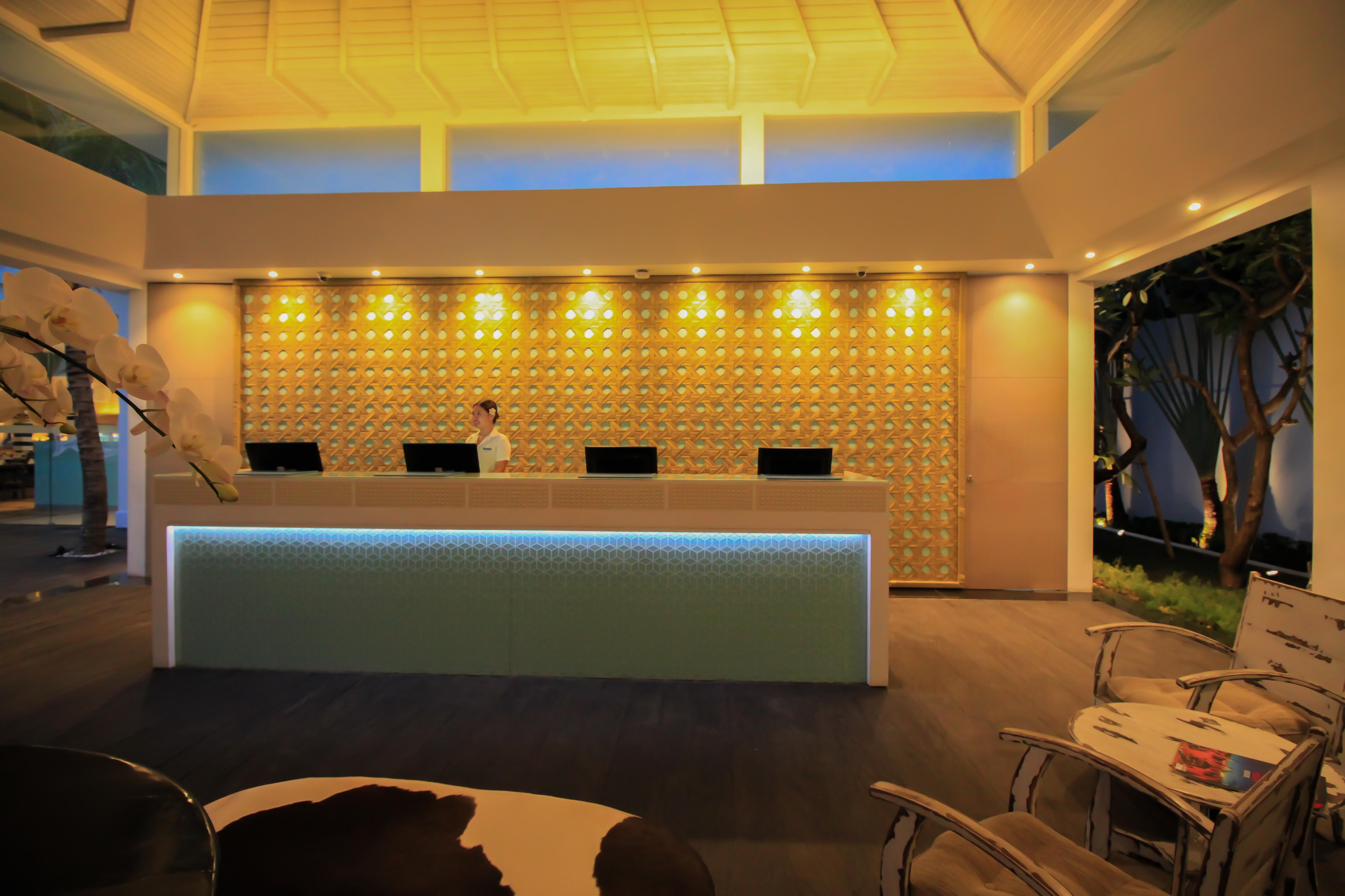 Montigo Resorts Seminyak Exterior foto The lobby of the hotel