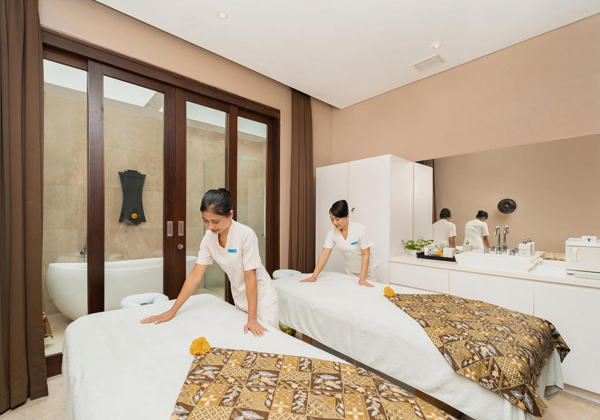Montigo Resorts Seminyak Exterior foto Spa at The Oberoi, Mumbai